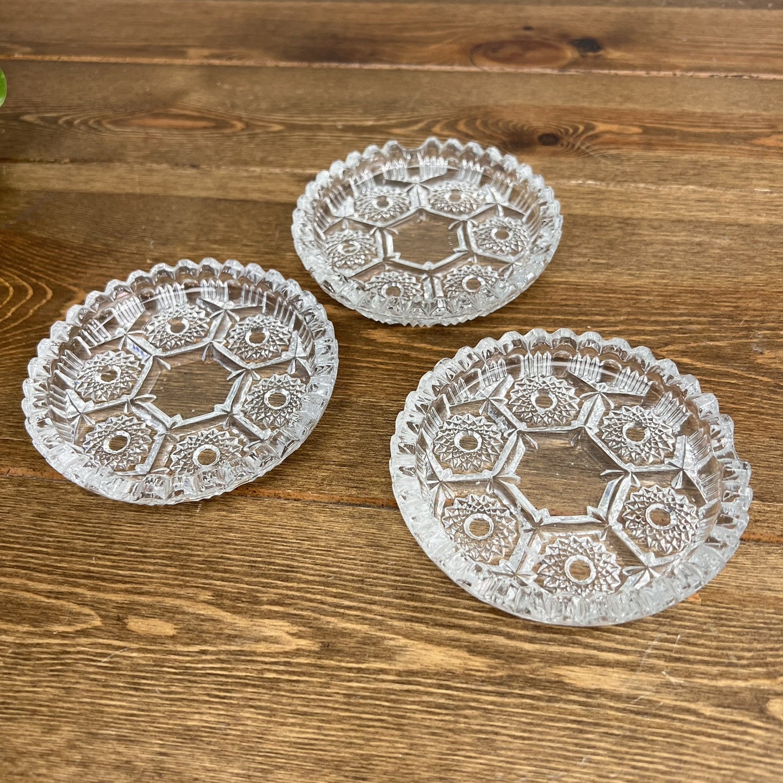 Set Of 3 Italian Glass Sawtooth Ashtray Trinket Dish  Coaster  Cut Crystal