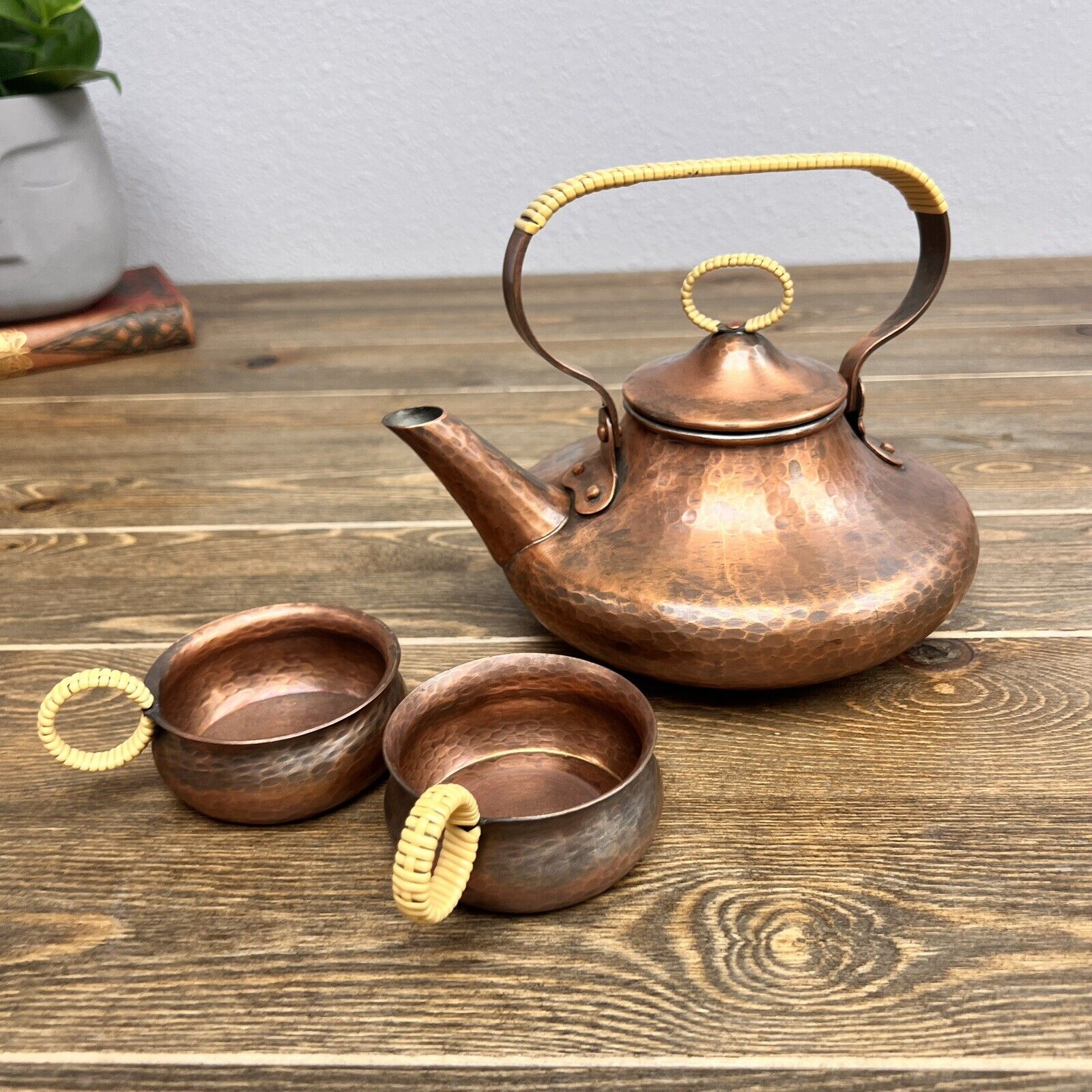 Vintage German Zint Handarbeit Hammered Copper Tea Kettle With Wicker Handle  &