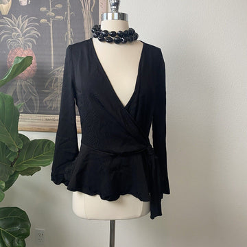 H&M Long Sleeve Black Shirt Women’s Size 10 Long V-Neck